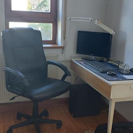Helle Ruhige Zimmer Zu Vermieten Kassel Exterior foto