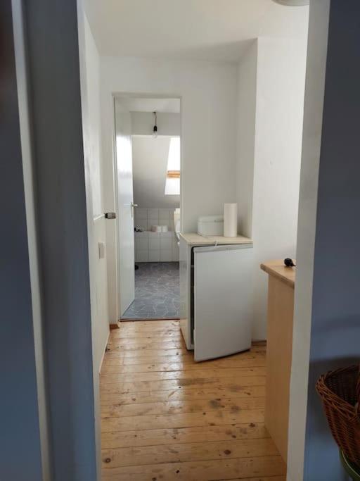 Helle Ruhige Zimmer Zu Vermieten Kassel Exterior foto